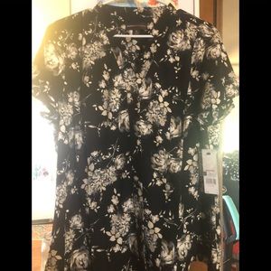 NWT Dana Buchman blouse